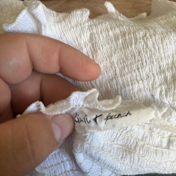 White Ruffled Off-Shoulder Crop Top - Picture 8 of 10